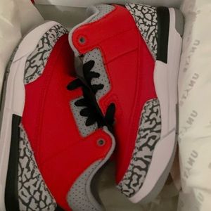 Jordan little boys size 11- new